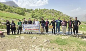 همایش کوهنوردی در شرکت سیمان دورود به مناسبت روز جهانی کار و کارگر